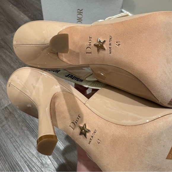 Dior J’Adior Nude Patent Leather Slingback Heels - Picture 11 of 16
